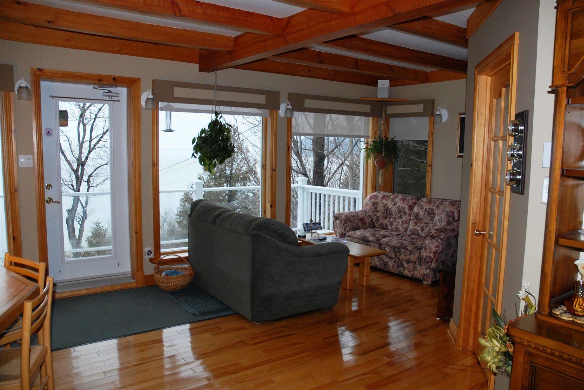 Gite Au Perchoir Baie-Saint-Paul Exterior photo